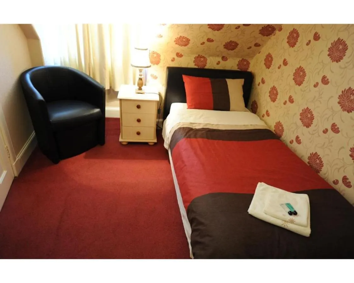 The Thistle House Edinburgh 0*,  United Kingdom